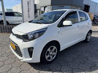 damaged passenger cars Kia Picanto 1.0 DPi ComfortLine 5p 2023/5