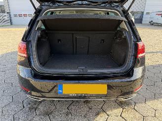 Volkswagen Golf 1.5 TSI Highline picture 5