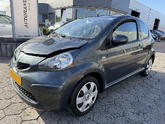 Damaged car Toyota Aygo 1.0-12V + 2009/1