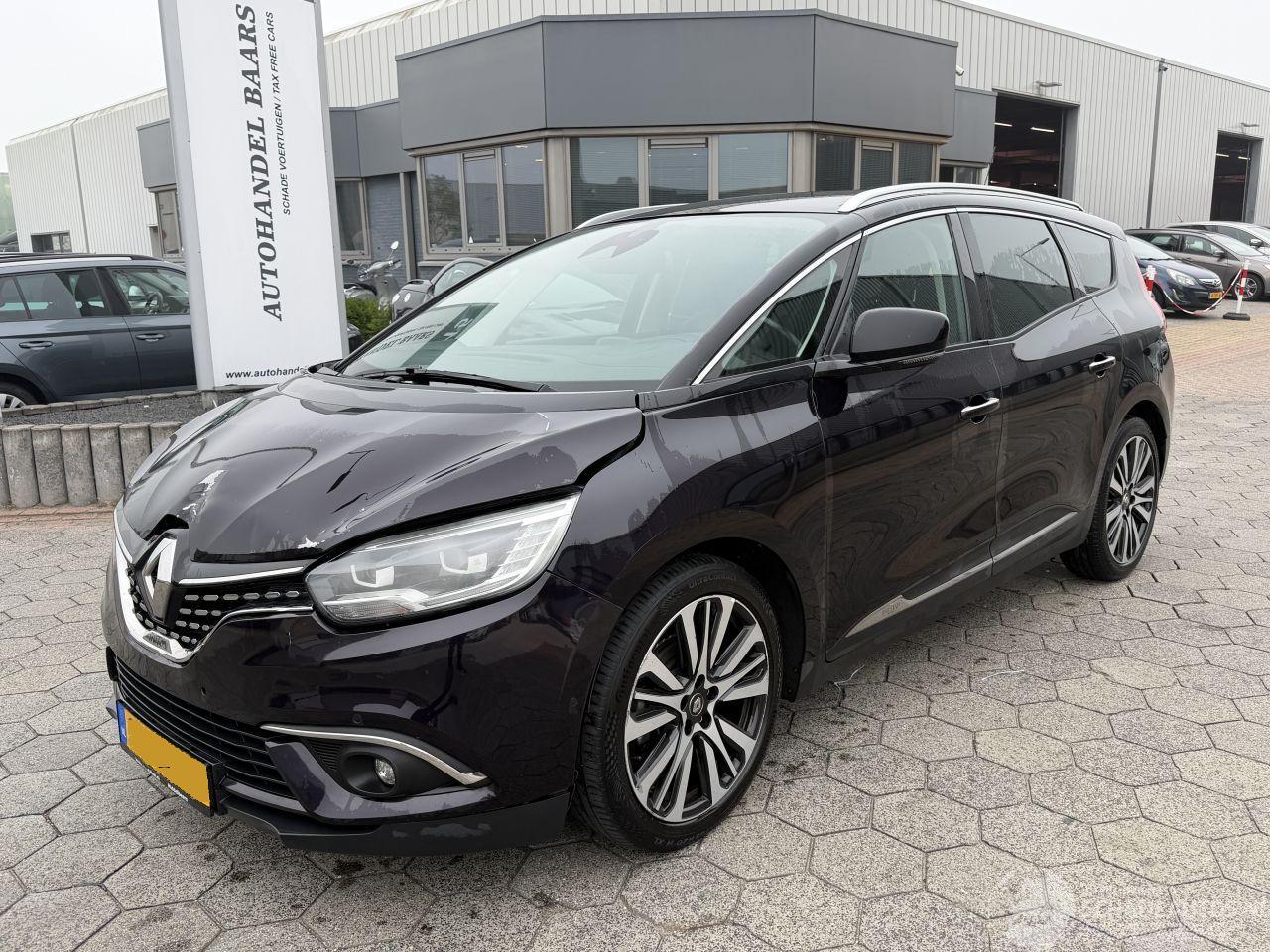 Renault Scenic 1.3 TCe Initiale Paris