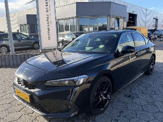 damaged passenger cars Honda Civic 2.0 e:HEV Advance 2022/9