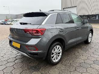 Volkswagen T-Roc T-ROC 1.5 TSI Life Edition picture 4