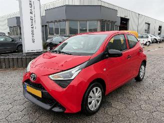 Schadeauto Toyota Aygo 1.0 VVT-i x 2018/9