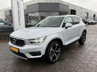 krockskadad bil auto Volvo XC40 T5 Recharge R-Design 2020/10