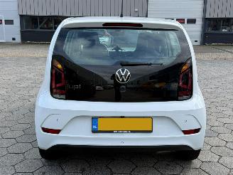Volkswagen Up! 1.0 picture 5