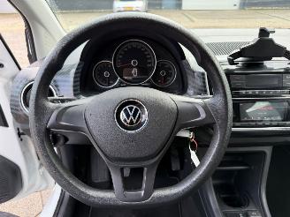 Volkswagen Up! 1.0 picture 15