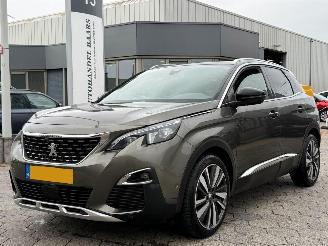 Vaurioauto  passenger cars Peugeot 3008 1.2 PureTech GT Line 2018/10