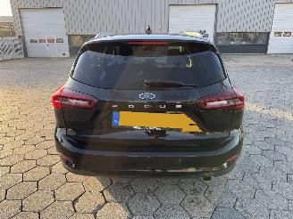 Ford Focus Wagon 1.0 EcoBoost Hybrid Titanium Style picture 6