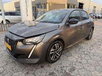skadebil auto Peugeot 208 1.2 PureTech Style 2023/6