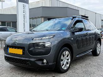 Coche accidentado Citroën C4 cactus 1.2 PureTech Business 2015/10