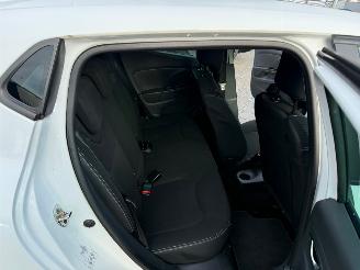 Renault Clio 0.9 TCe ECO Collection picture 11