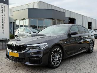Auto incidentate BMW 5-serie 520i High Executive Edition AUTOMAAT 2020/1