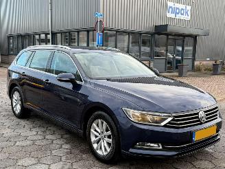 Volkswagen Passat Variant 1.6 TDI Highline AUTOMAAT picture 3