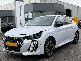 skadebil auto Peugeot 208 1.2 Hybrid 110 e-DCS6 Allure 2026/5