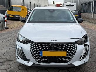 Peugeot 208 1.2 Hybrid 110 e-DCS6 Allure picture 2