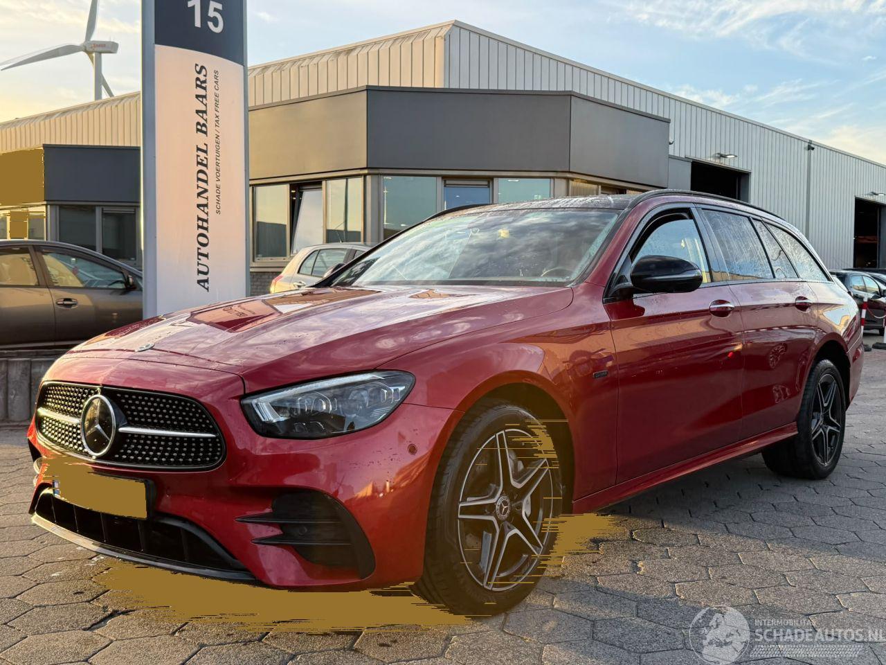 Mercedes E-klasse E 300 e  AMG PANO