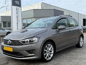 Schadeauto Volkswagen Golf Sportsvan 1.2 TSI Highline AUTOMAAT 2015/5