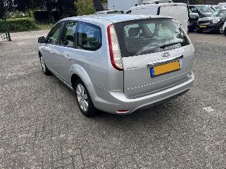 Ford Focus 1.8 limited combi picture 3