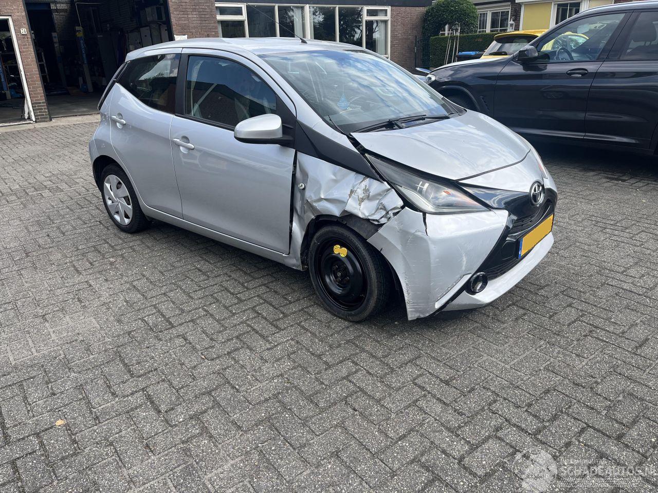 Toyota Aygo 1.0. VVT-I X PLAY.