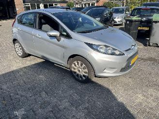 Auto incidentate Ford Fiesta 1.2 Limited 5 deurs airco 2009/12