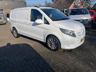 skadebil bedrijf Mercedes Vito 109 CDI FUCTIONAL sportvelgen leer  navi 2015/9