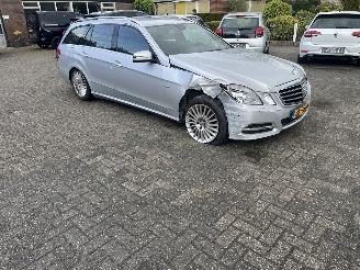Auto incidentate Mercedes E-klasse 350 CDI AVANTGARDE AUTOMAAT. 2011/8