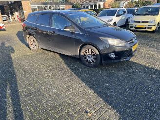 Coche accidentado Ford Focus 1.6 ECO SPORT. TITANIUM. 2013/8