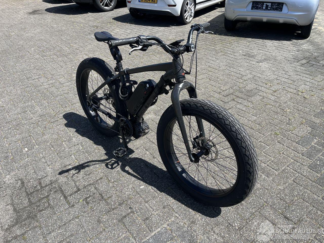 Overige  MOUNTAIN BIKE E BIKE.
