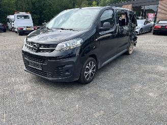 Unfallwagen Opel Vivaro vivaro Zafira 2.0 CDTI L3 H1 9 persoons 2022/11