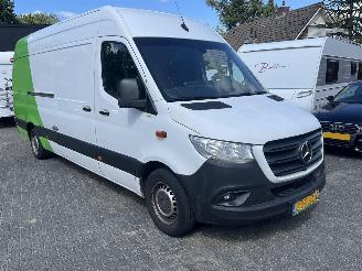 damaged commercial vehicles Mercedes Sprinter Sprinter 316 2.2 CDI Maxi XXL. L3H2 Airco navi 2019/7