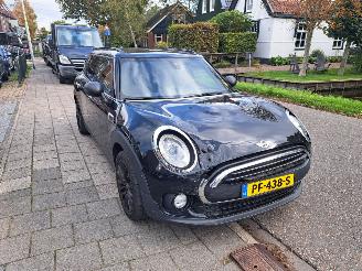 skadebil auto Mini Clubman ONE 2017/6