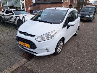 Damaged car Ford B-Max 1.0i 2017/1
