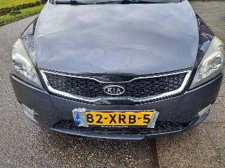 Kia Cee d 1.4i picture 2