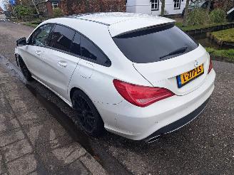 Mercedes Cla-klasse 180  automaat pannodak picture 7