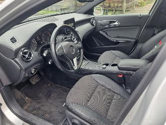 Mercedes A-klasse 180 CDI automaat pannodak picture 3
