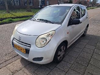 Vaurioauto  passenger cars Suzuki Alto 1.0i comfort 2011/1
