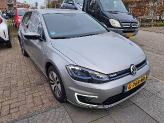 Volkswagen Golf E edition automaat picture 2