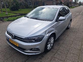 Volkswagen Polo 1.0tsi high line picture 2