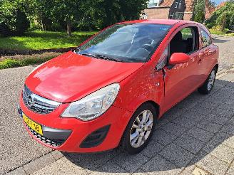 Voiture accidenté Opel Corsa 1.2i 2012/10