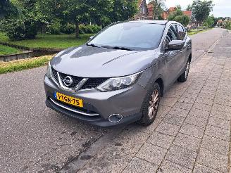 Coche accidentado Nissan Qashqai 1.2i motor niet goed 2014/1