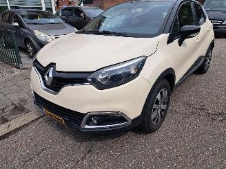 Coche accidentado Renault Captur 0.9 tce dynemique 2016/2
