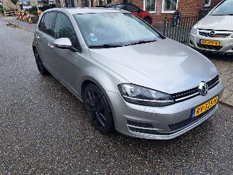 uszkodzony samochody osobowe Volkswagen Golf 1.4 tsi highline automaat 2013/8