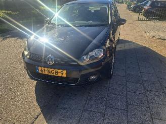 krockskadad bil auto Volkswagen Golf 1.2 TSI High Line 2010/8