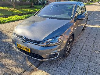 krockskadad bil auto Volkswagen Golf golf e automaat 2020/1