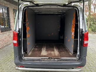 Mercedes Vito 109 CDI LANG AIRCO picture 13