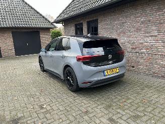 Schadeauto Volkswagen ID.3 PRO LIFE 58 kWh 204PK 2020/12