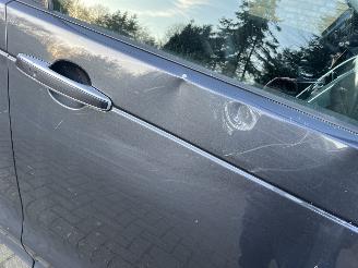 Land Rover Discovery 3.0TD6 FIRST EDITION (GRIJS KENTEKEN) picture 14