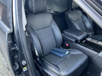 Land Rover Discovery 3.0TD6 FIRST EDITION (GRIJS KENTEKEN) picture 4