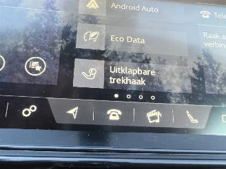 Land Rover Discovery 3.0TD6 FIRST EDITION (GRIJS KENTEKEN) picture 28