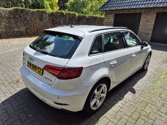 skadebil auto Audi A3 SPORTBACK SPORT 30 TFSI EDITION NAVI 2020/5
